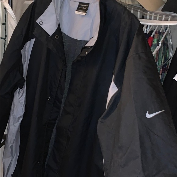 NIKEGOLF STORM-FIT Jacket - Picture 4 of 5
